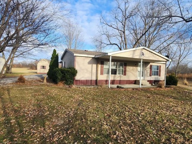 15004 Sesser Lake Road