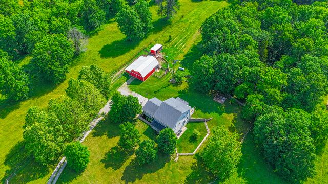 5200 N LOCUST GROVE CHURCH RD, Columbia, MO 65202