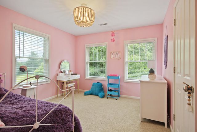 5200 N LOCUST GROVE CHURCH RD, Columbia, MO 65202