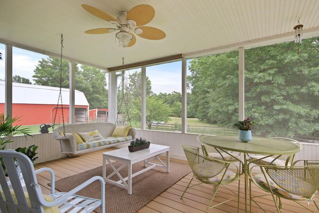 5200 N LOCUST GROVE CHURCH RD, Columbia, MO 65202