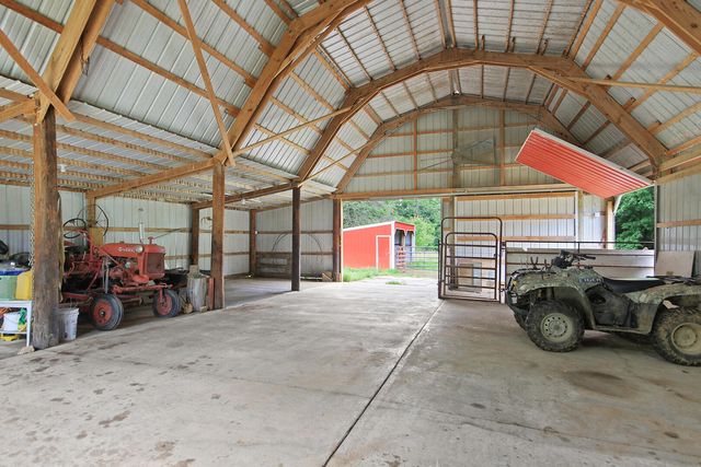 5200 N LOCUST GROVE CHURCH RD, Columbia, MO 65202