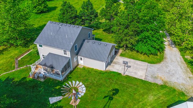 5200 N LOCUST GROVE CHURCH RD, Columbia, MO 65202