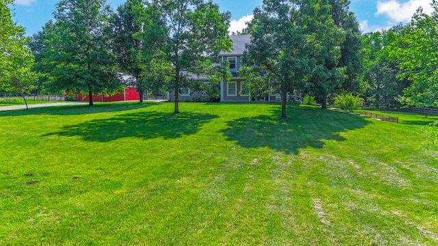 5200 N LOCUST GROVE CHURCH RD, Columbia, MO 65202