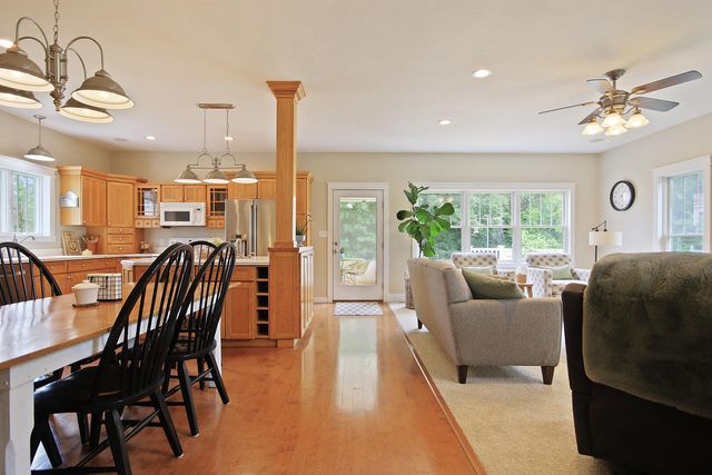 5200 N LOCUST GROVE CHURCH RD, Columbia, MO 65202