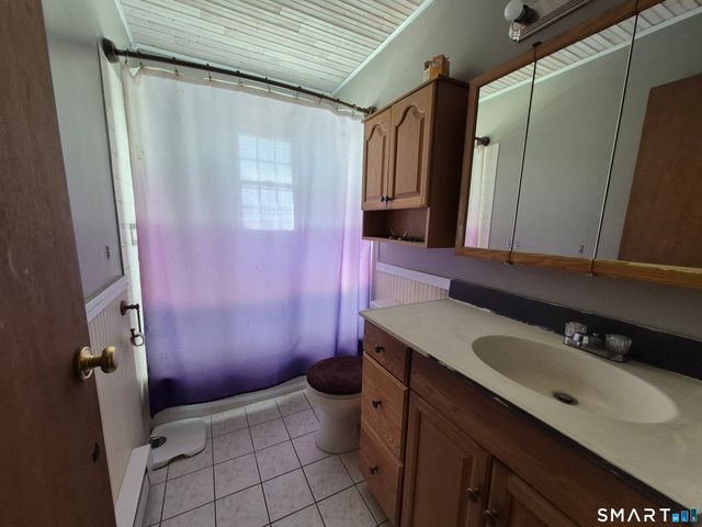 74 Athol Street 74, Killingly, CT 06239