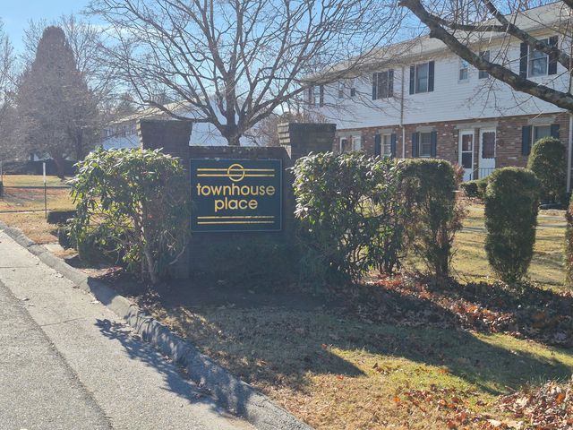 74 Athol Street 74, Killingly, CT 06239