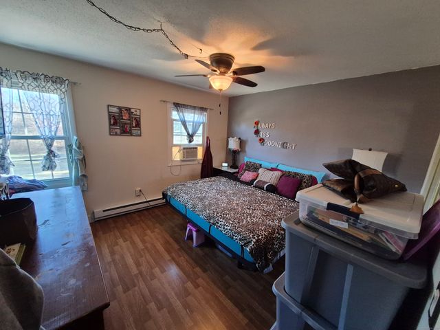 74 Athol Street 74, Killingly, CT 06239