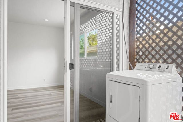 423 S Rexford Drive 202, Beverly Hills, CA 90212