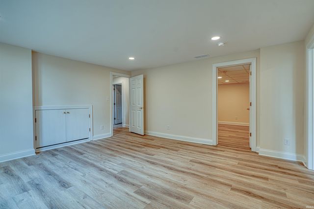 6755 Old Stonehouse Drive, Newburgh, IN 47630