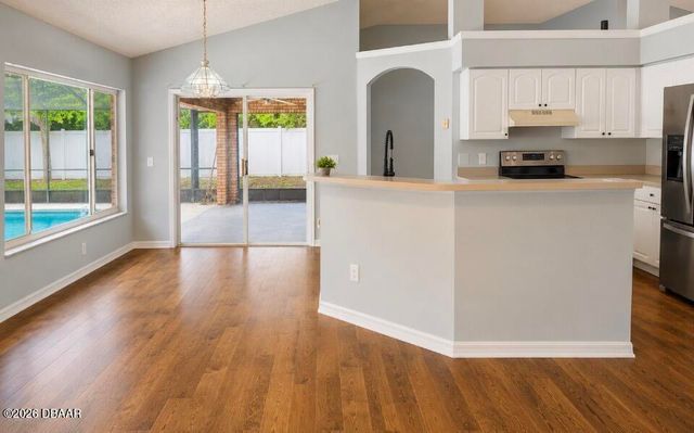 829 N Fairbanks Drive, Deltona, FL 32725