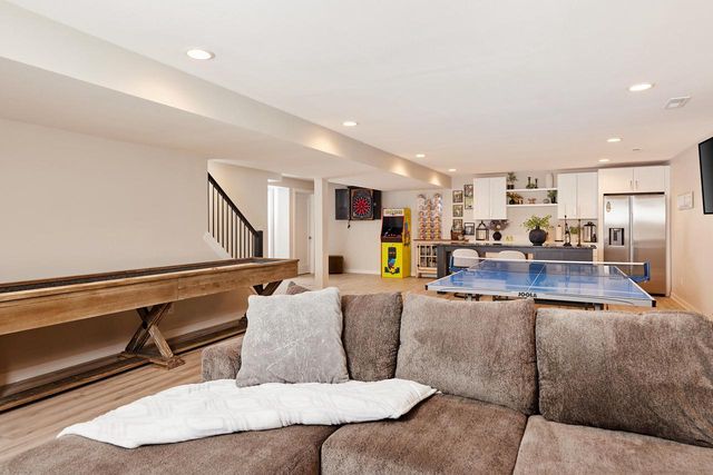 13680 W Upland Ridge COURT, New Berlin, WI 53151
