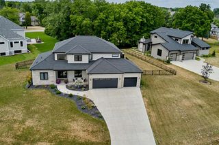13680 W Upland Ridge COURT, New Berlin, WI 53151