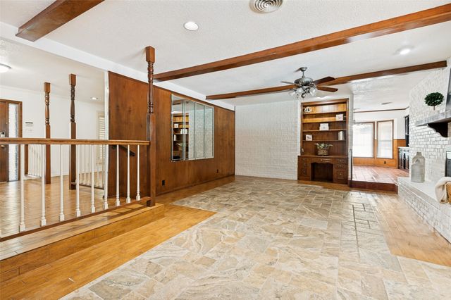 832 Wheelwood Drive, Hurst, TX 76053