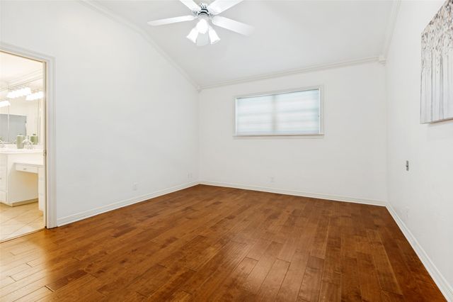 832 Wheelwood Drive, Hurst, TX 76053
