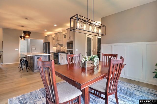 1405 S 208Th Street, Elkhorn, NE 68022