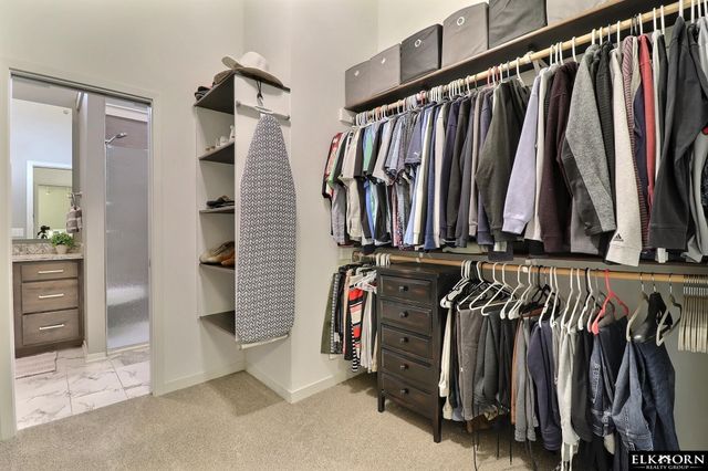 1405 S 208Th Street, Elkhorn, NE 68022