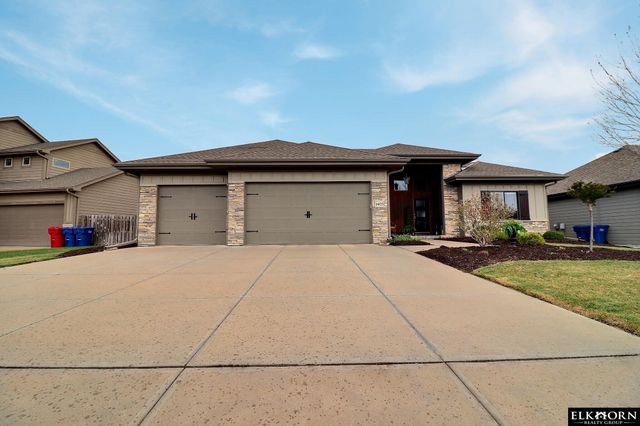 1405 S 208Th Street, Elkhorn, NE 68022