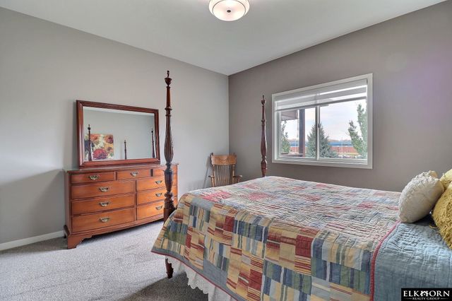 1405 S 208Th Street, Elkhorn, NE 68022