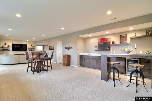 1405 S 208Th Street, Elkhorn, NE 68022