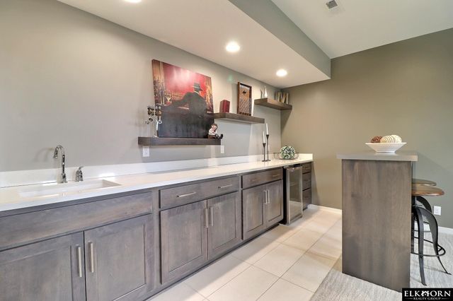 1405 S 208Th Street, Elkhorn, NE 68022