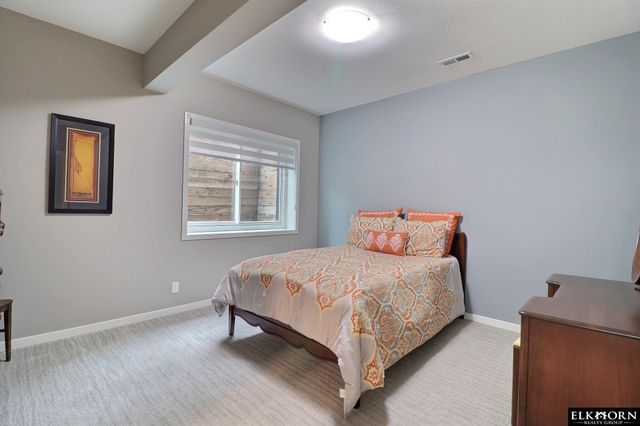 1405 S 208Th Street, Elkhorn, NE 68022