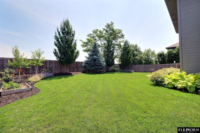 1405 S 208th Street, Elkhorn, NE 68022