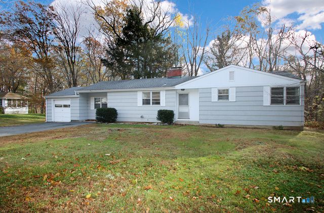 106 Glenwood Road, Clinton, CT 06413