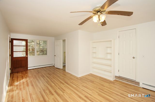 106 Glenwood Road, Clinton, CT 06413