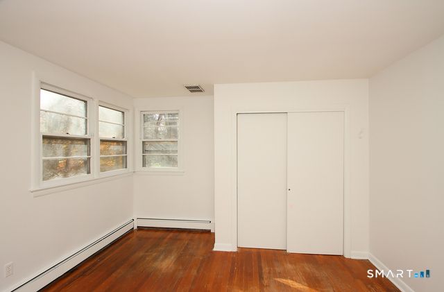 106 Glenwood Road, Clinton, CT 06413