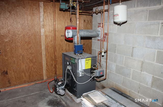 106 Glenwood Road, Clinton, CT 06413