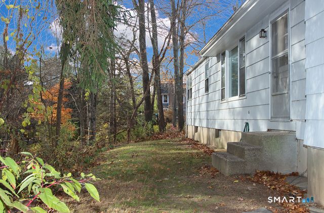 106 Glenwood Road, Clinton, CT 06413