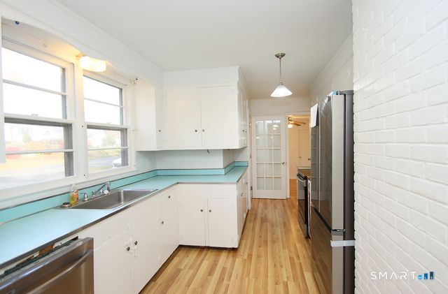 106 Glenwood Road, Clinton, CT 06413