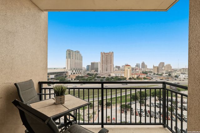 215 Center St Apt 1201, San Antonio, TX 78202