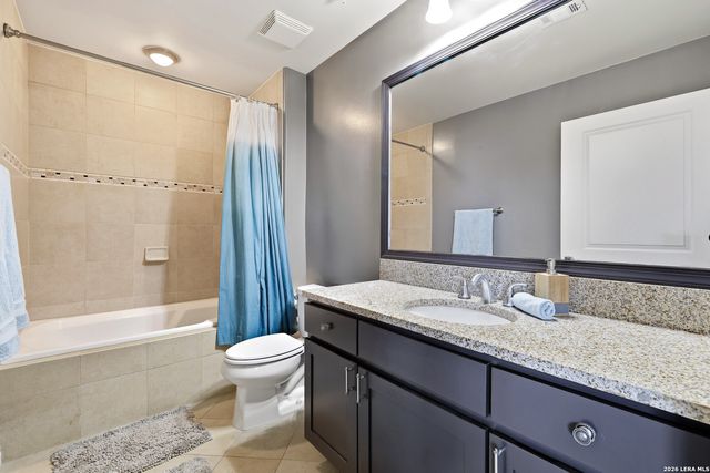 215 Center St Apt 1201, San Antonio, TX 78202