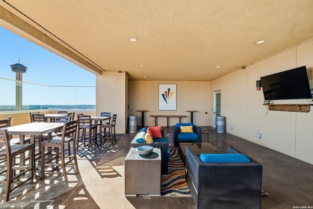 215 Center St Apt 1201, San Antonio, TX 78202