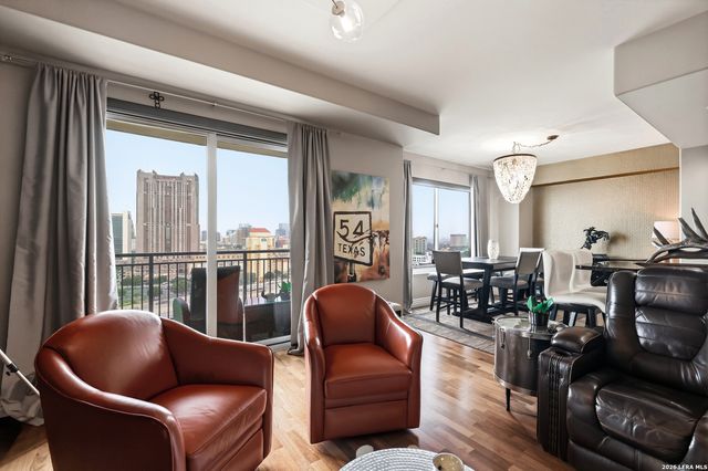 215 Center St Apt 1201, San Antonio, TX 78202