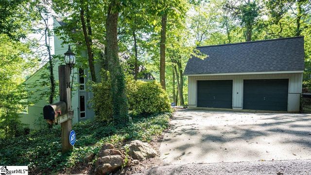 14 Persimmon Lane, Greenville, SC 29609