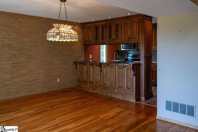 14 Persimmon Lane, Greenville, SC 29609