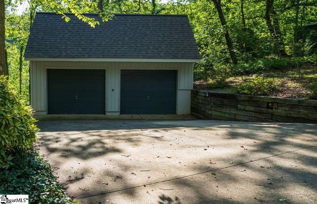 14 Persimmon Lane, Greenville, SC 29609