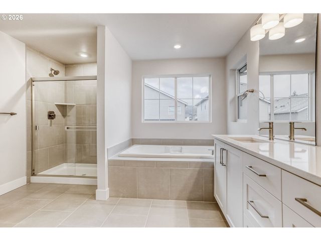 7876 Nw ELEANOR Ave, Portland, OR 97229