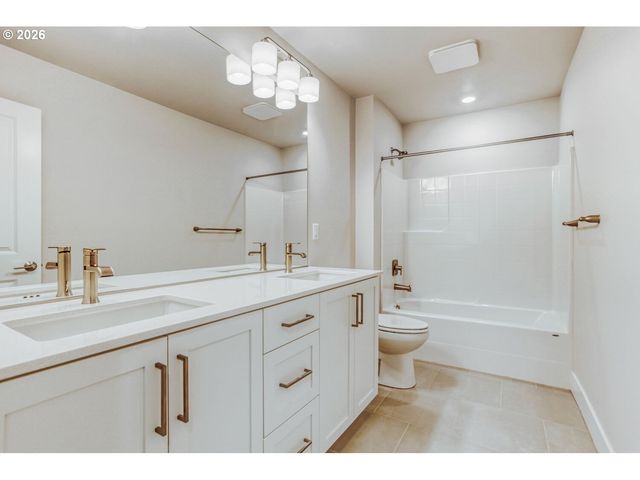 7876 Nw ELEANOR Ave, Portland, OR 97229