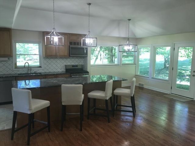 8131 Rowan Rd, Cranberry Twp, PA 16066