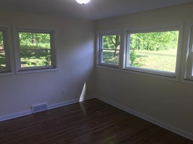 8131 Rowan Rd, Cranberry Twp, PA 16066