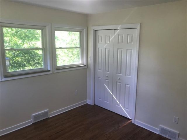 8131 Rowan Rd, Cranberry Twp, PA 16066