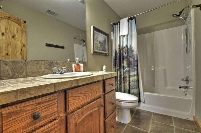 67 Lakeshore Drive, Blairsville, GA 30512