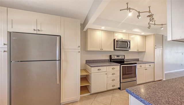 420 BEACH ROAD 706, Sarasota, FL 34242