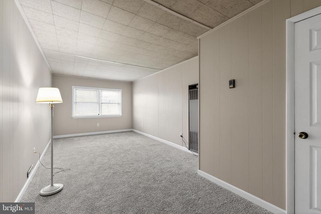 704 BIRCHWOOD DR, Newark, DE 19713