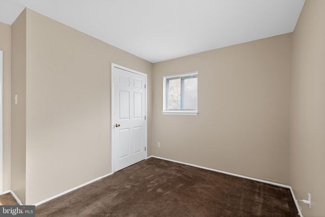 704 BIRCHWOOD DR, Newark, DE 19713