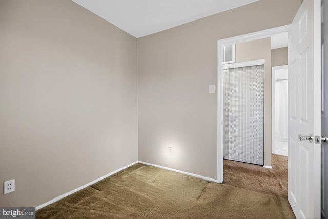 704 BIRCHWOOD DR, Newark, DE 19713