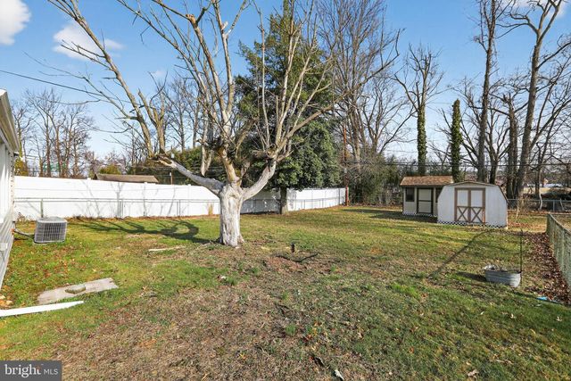 704 BIRCHWOOD DR, Newark, DE 19713